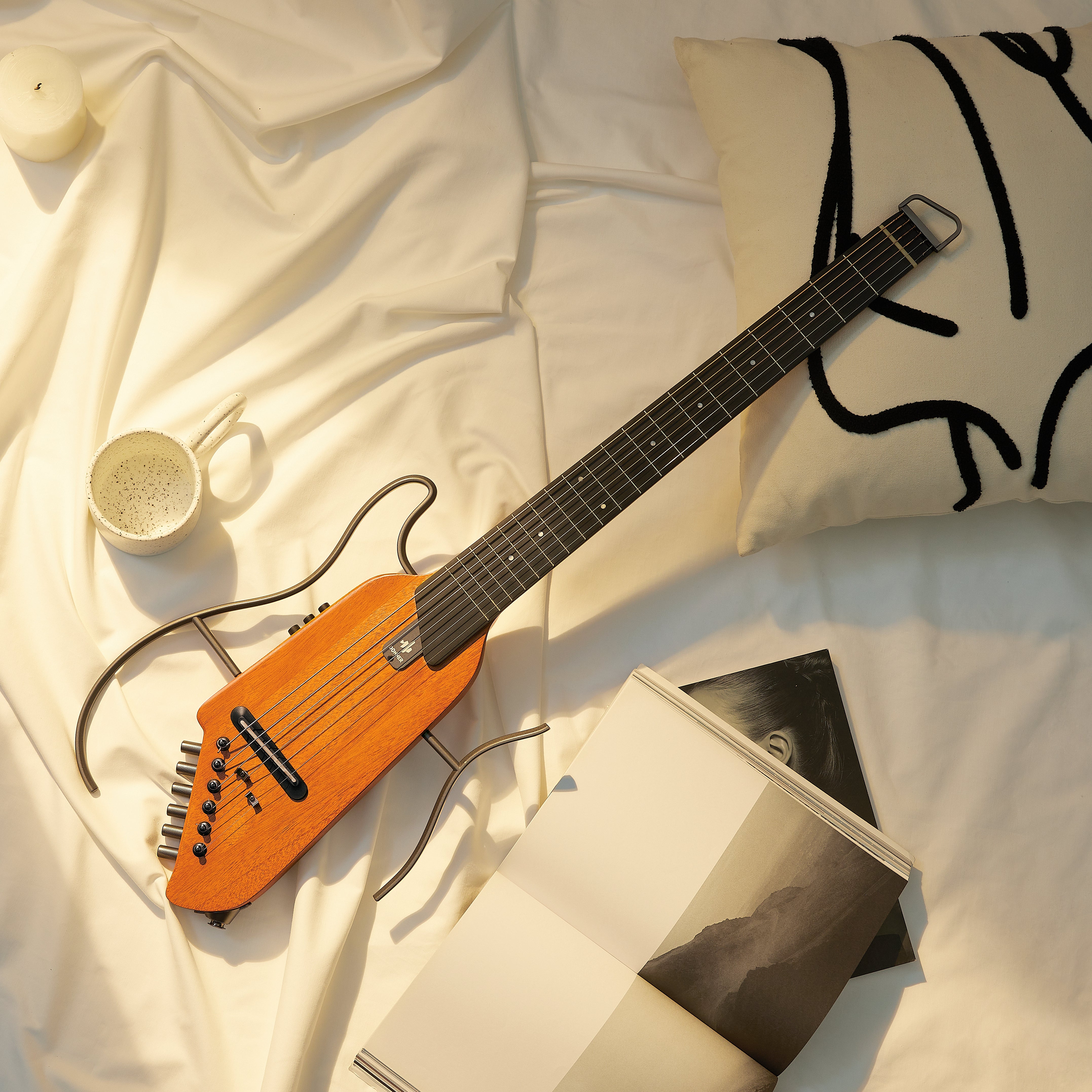 Donner HUSH™ I Chitarra da viaggio ultraleggera e portatile